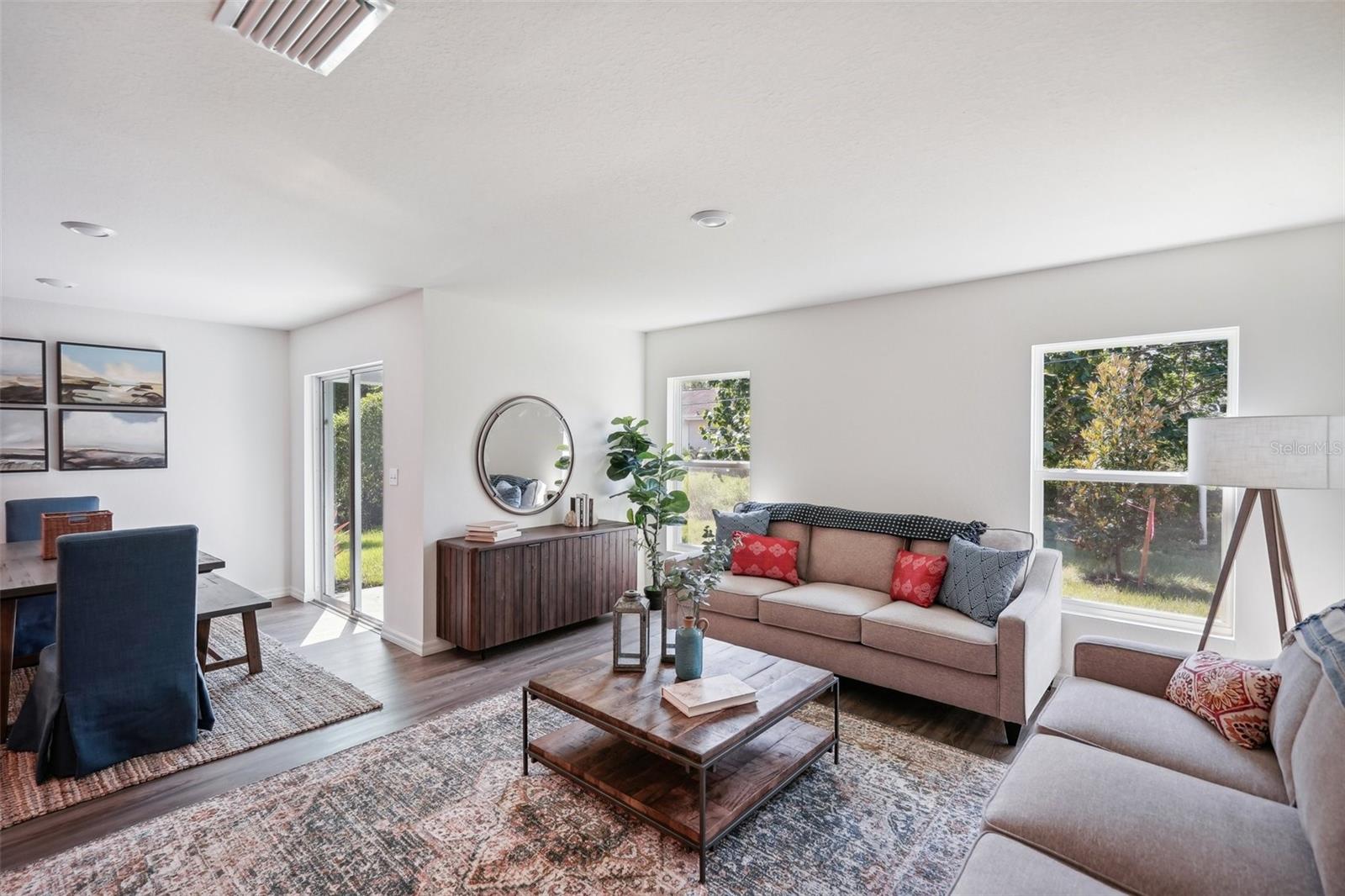 ROYAL HIGHLANDS UNIT 7 - Residential