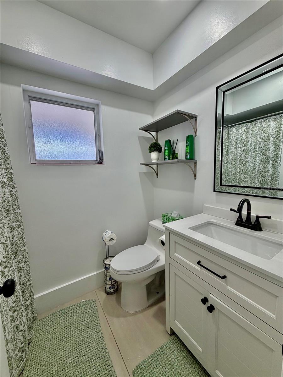 BAY CREST PARK UNIT 04 - Residential