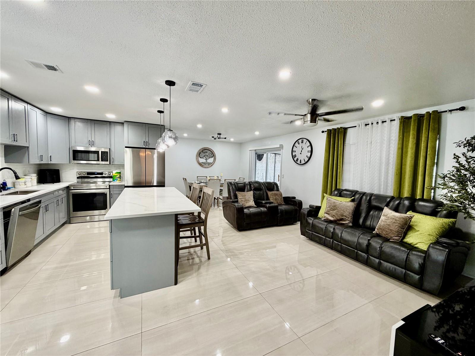 BAY CREST PARK UNIT 04 - Residential