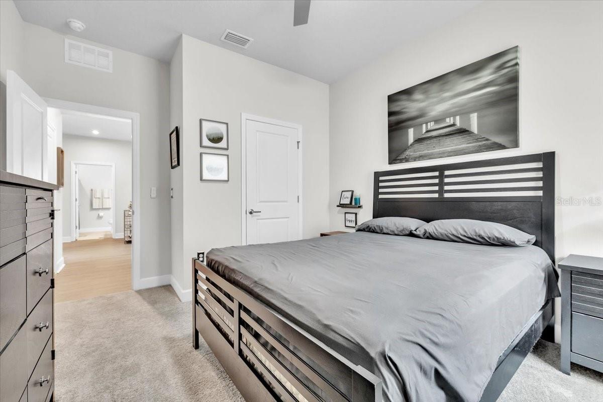 PALMS/WEST PORT - Residential