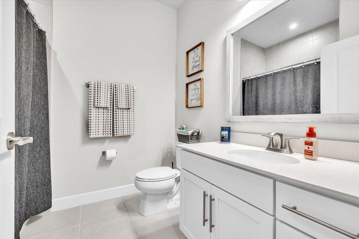PALMS/WEST PORT - Residential