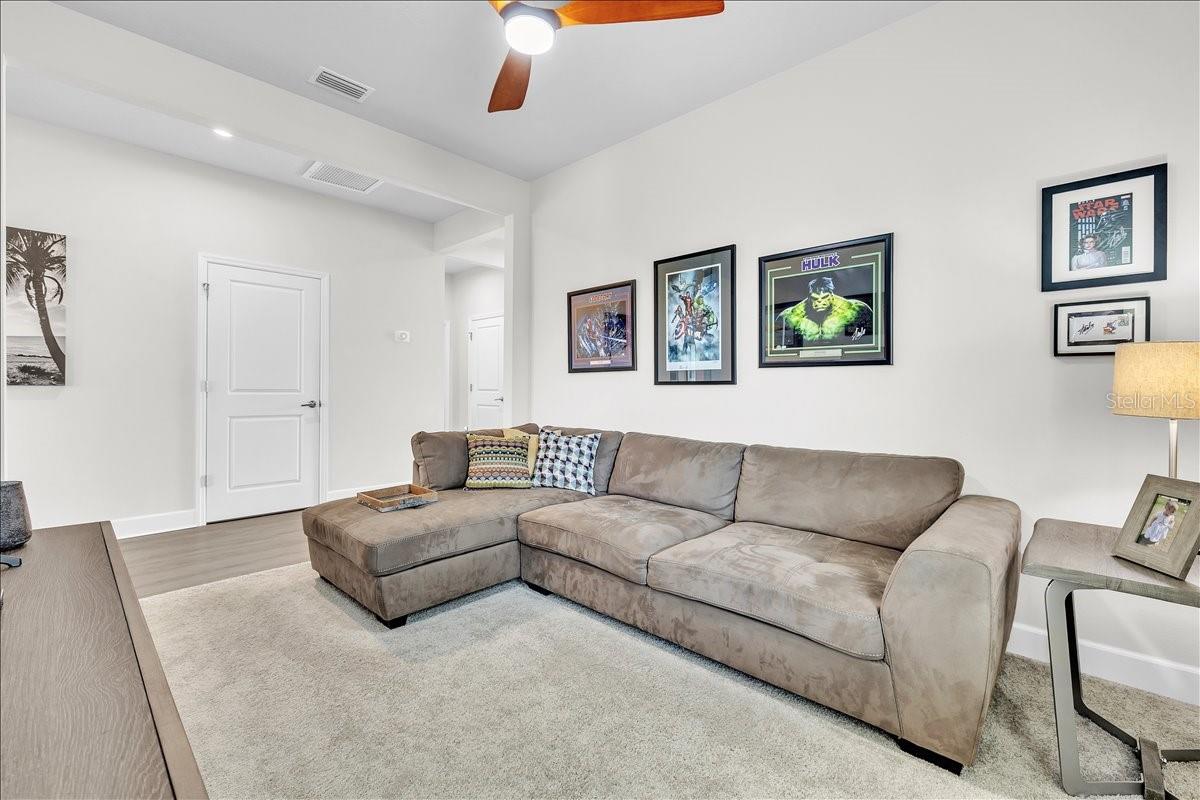 PALMS/WEST PORT - Residential