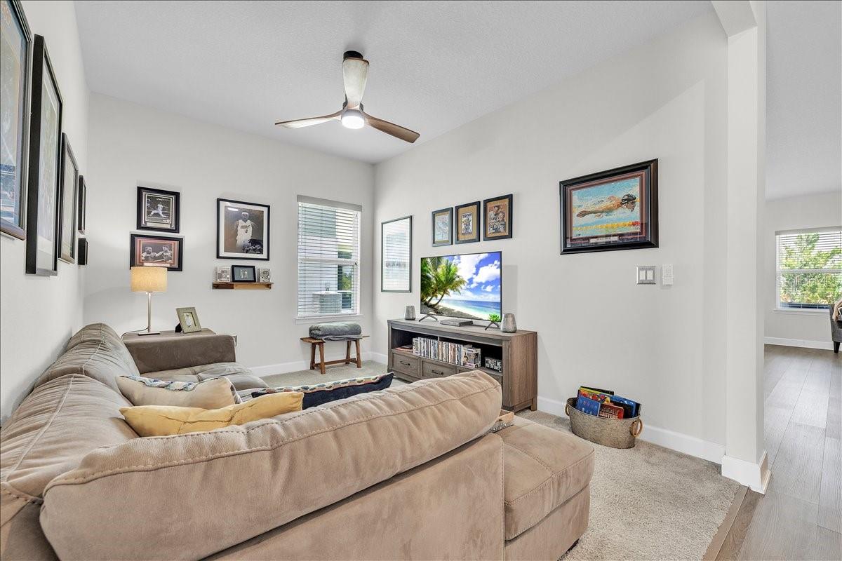PALMS/WEST PORT - Residential