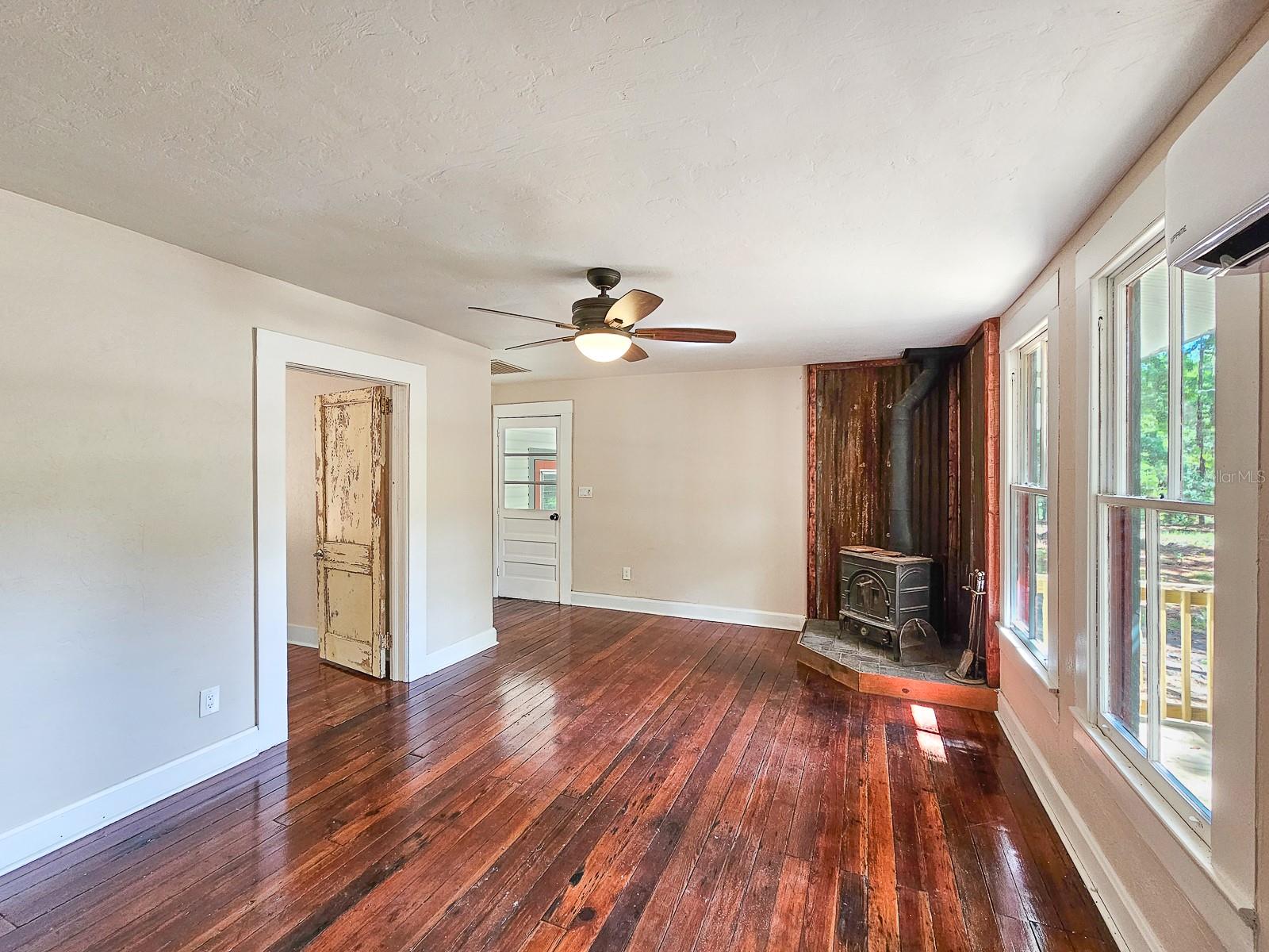 LAKE HIGHLANDS - Residential
