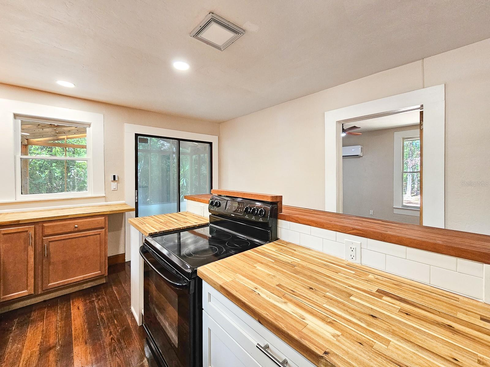 LAKE HIGHLANDS - Residential