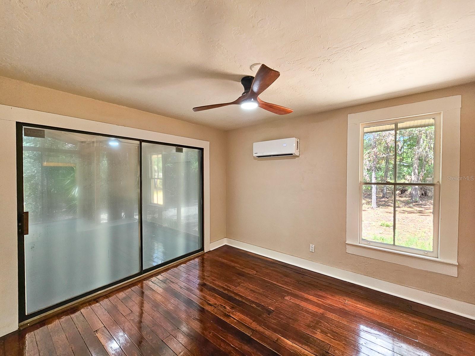 LAKE HIGHLANDS - Residential