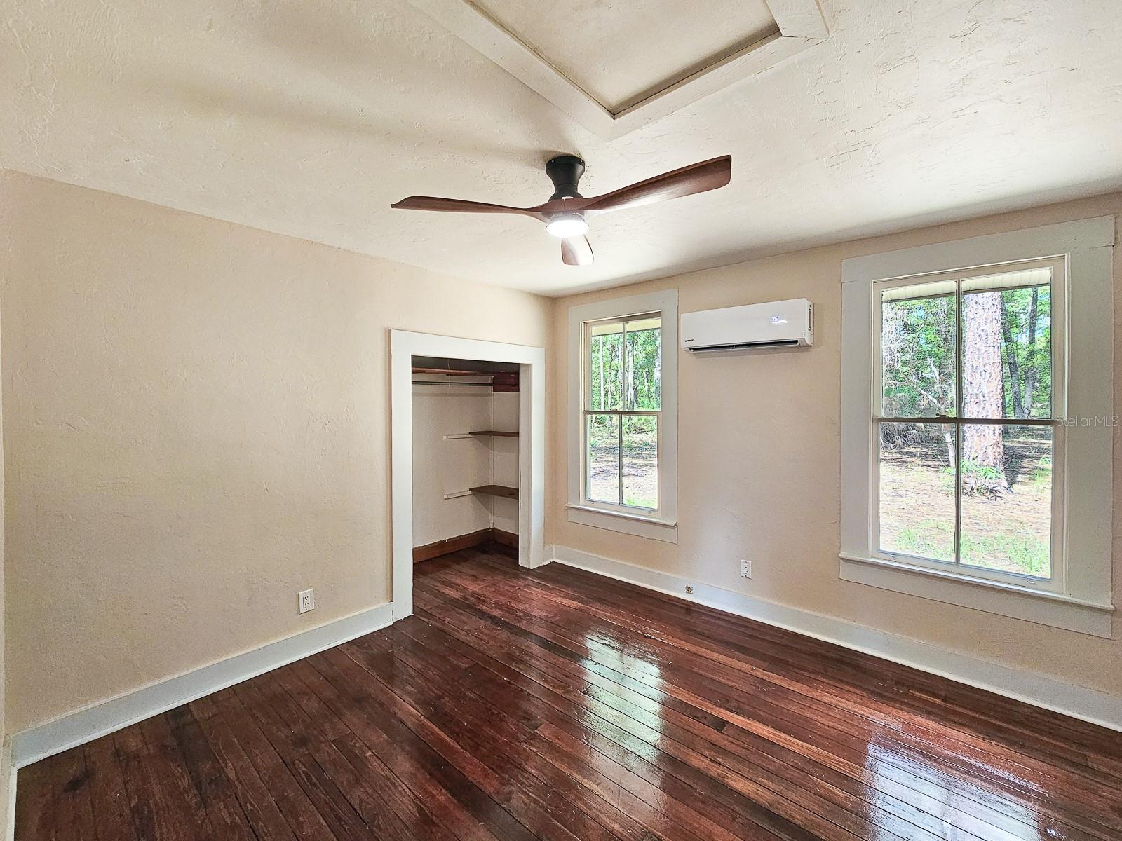 LAKE HIGHLANDS - Residential