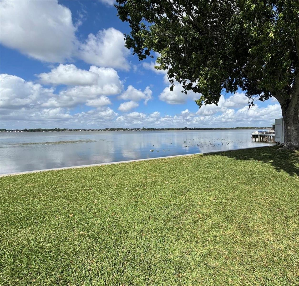 LAKE MARIANA ACRES - Residential