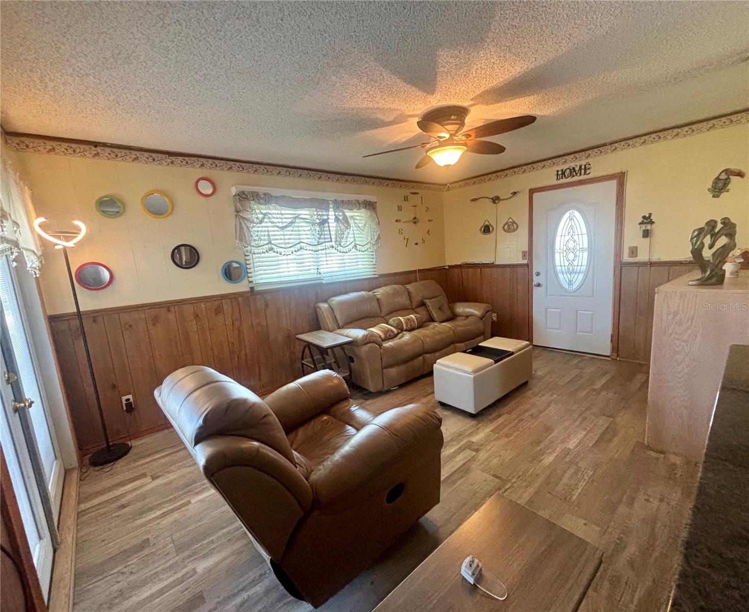 LAKE MARIANA ACRES - Residential