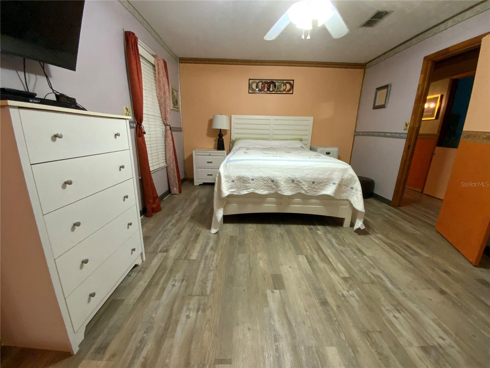 LAKE MARIANA ACRES - Residential