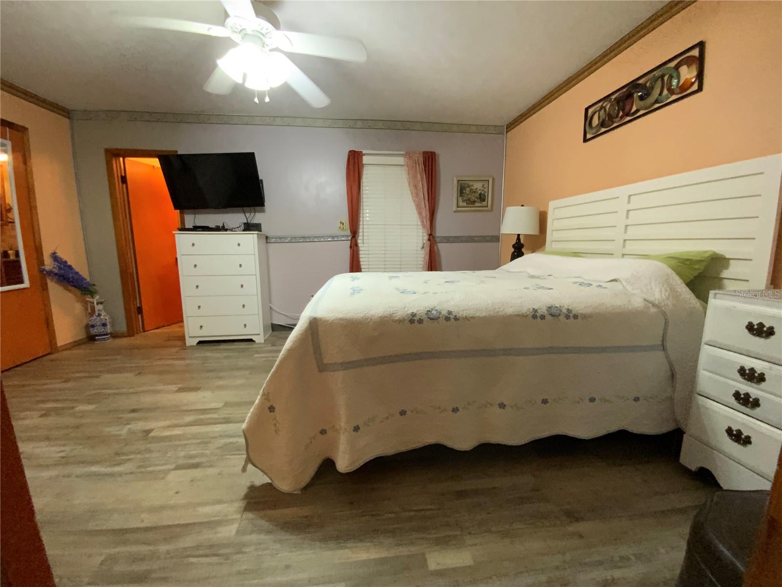 LAKE MARIANA ACRES - Residential