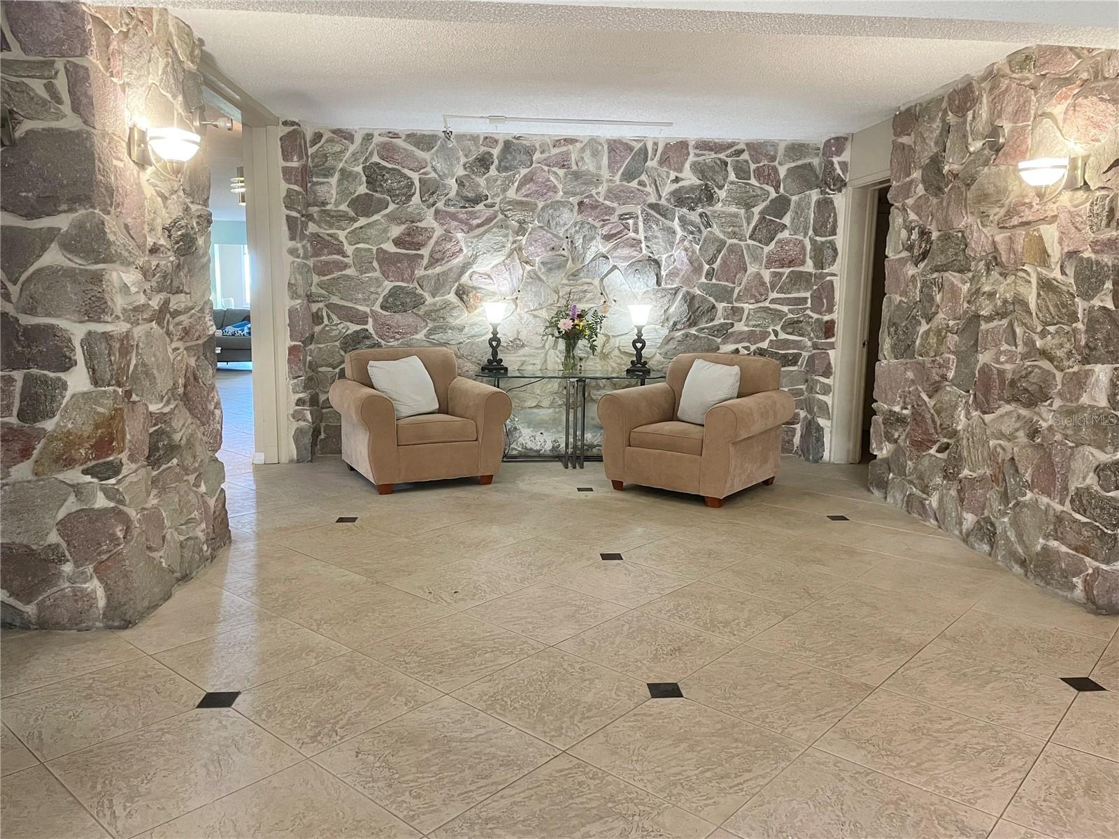EDGEWATER ARMS 2ND CONDO - Residential