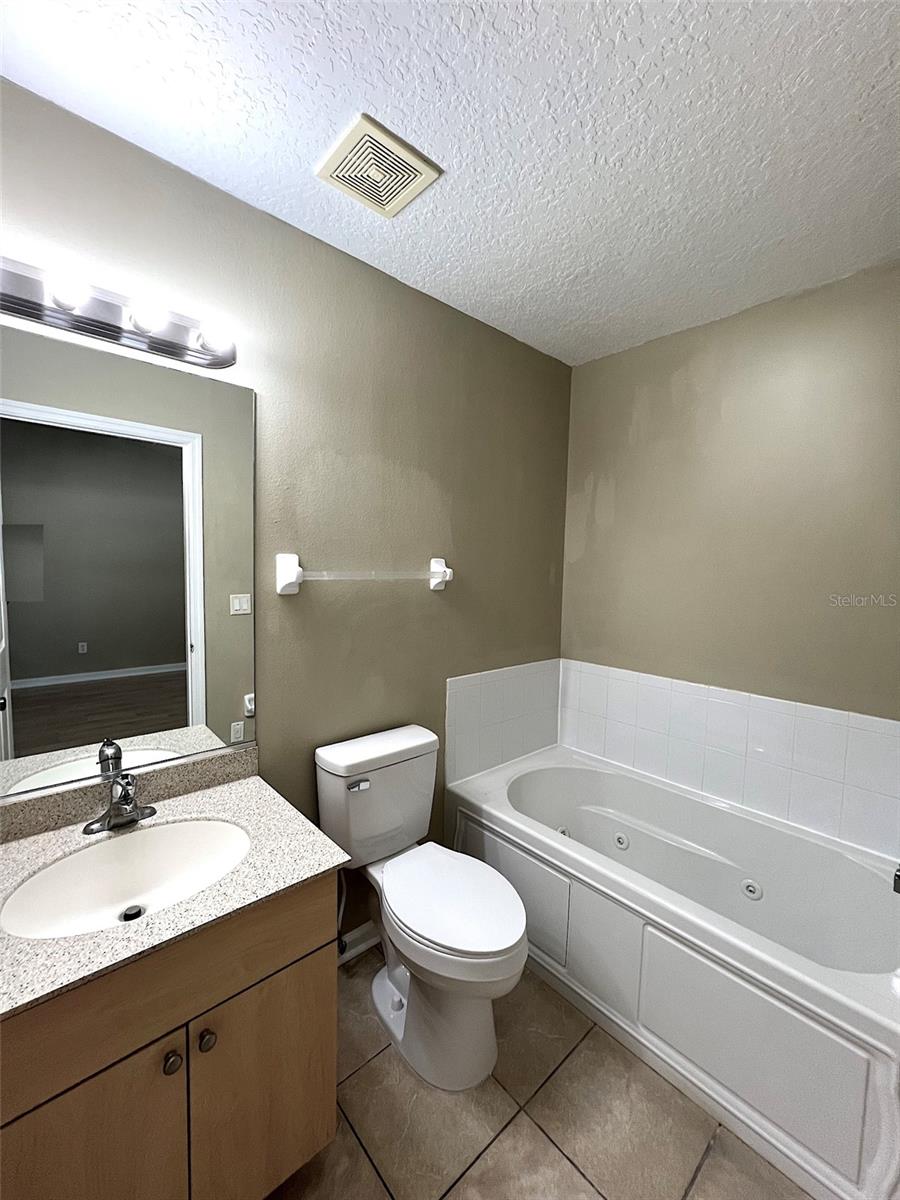 PALM COAST SEC 33 - Residential Lease