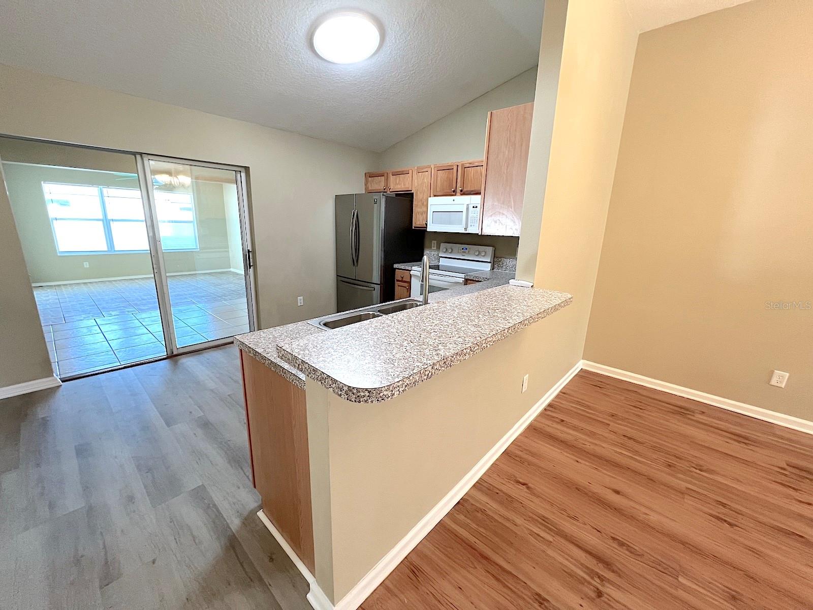 PALM COAST SEC 33 - Residential Lease