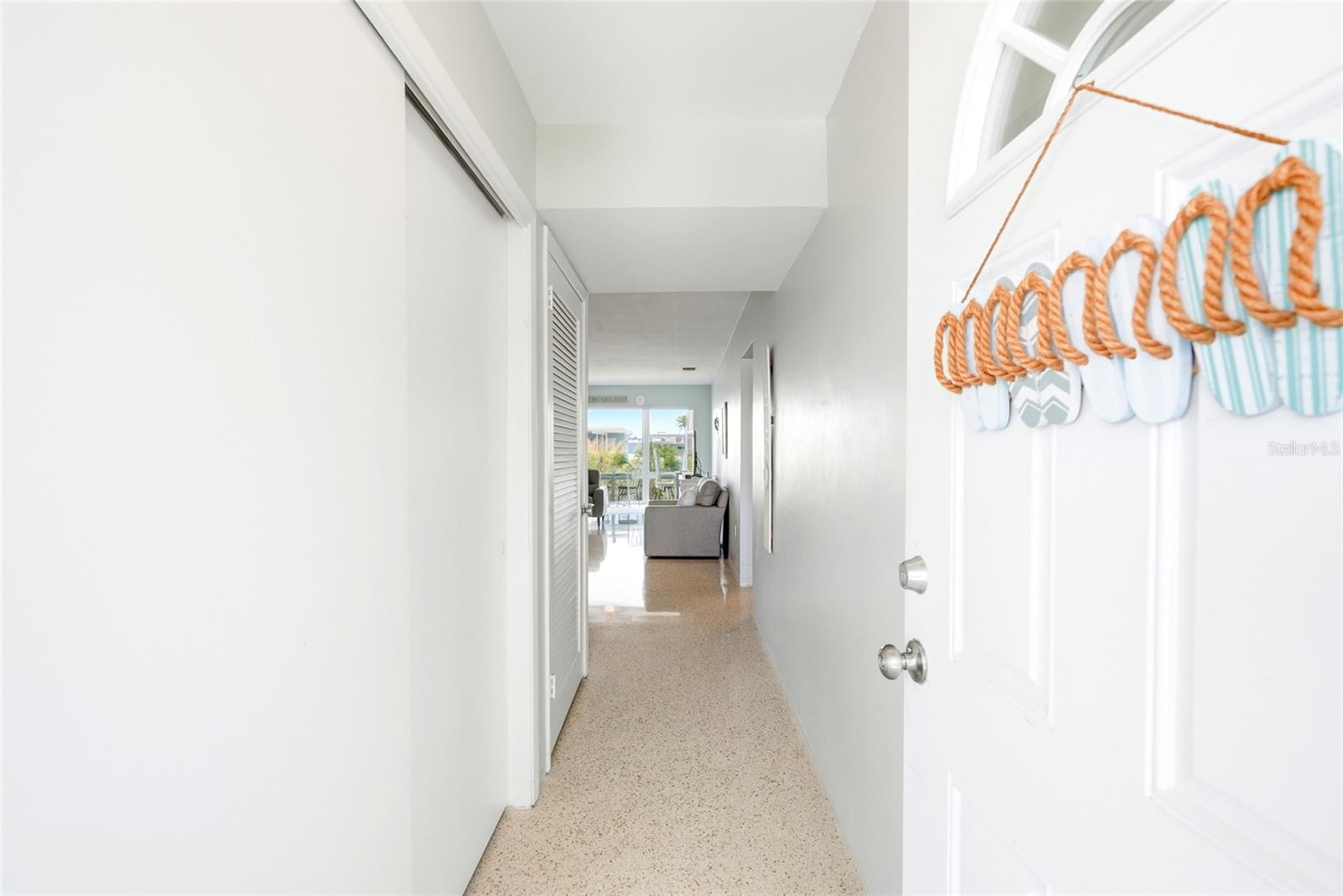 SYLVETTE CONDO - Residential