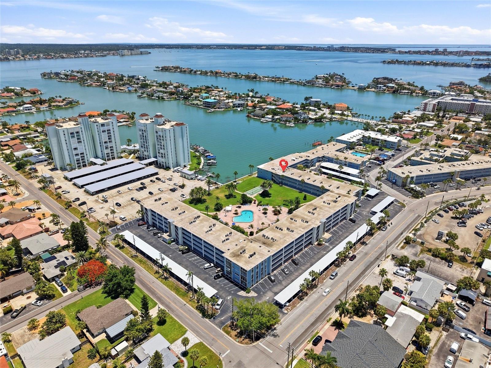 SYLVETTE CONDO - Residential