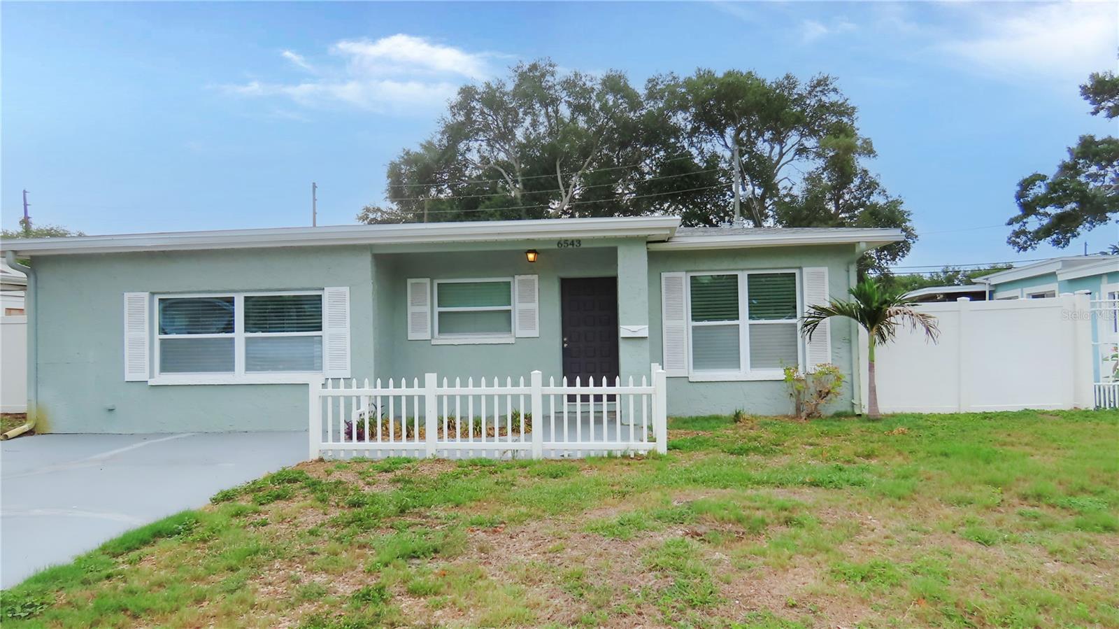 MILES PINES - Residential