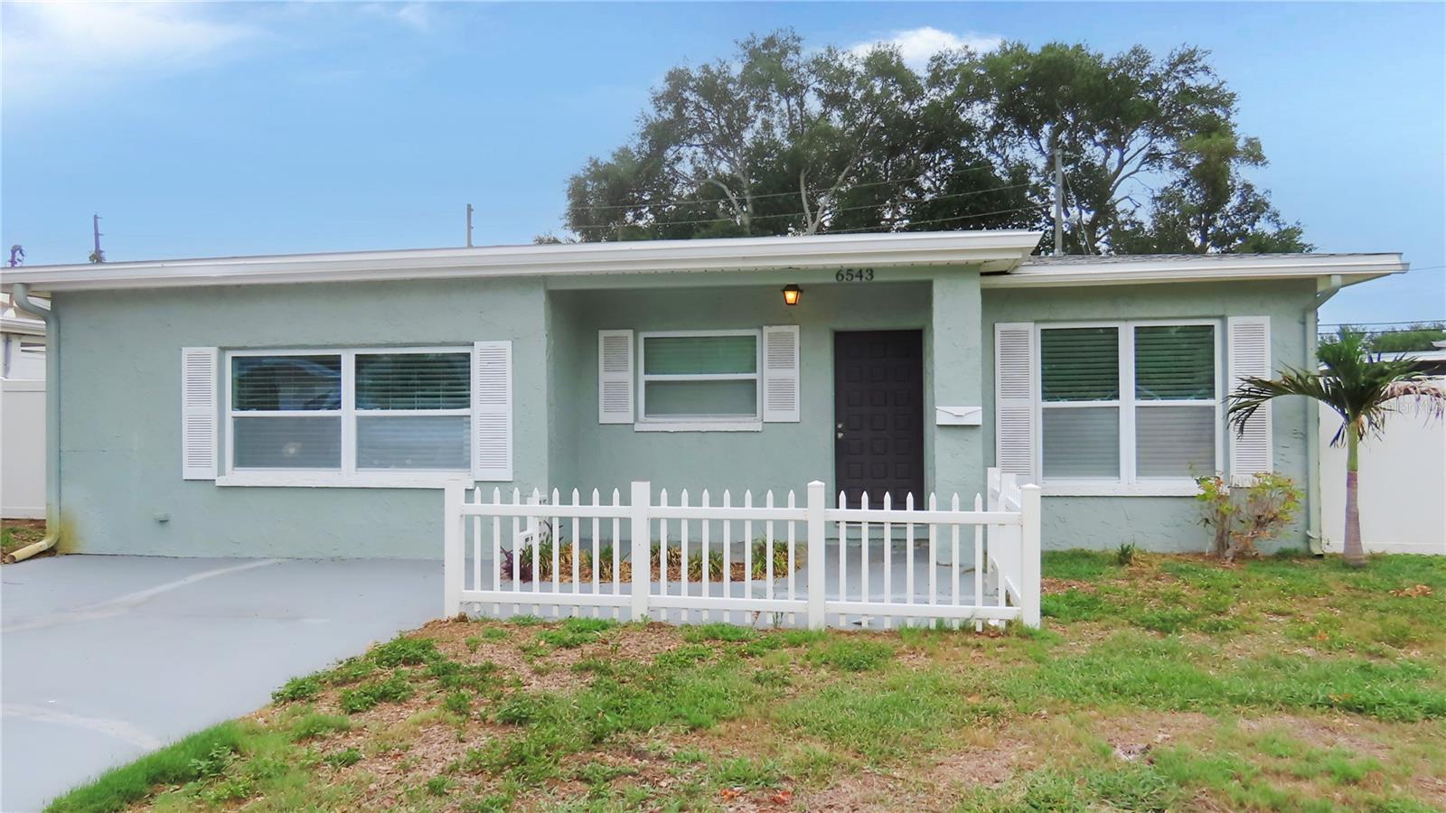MILES PINES - Residential