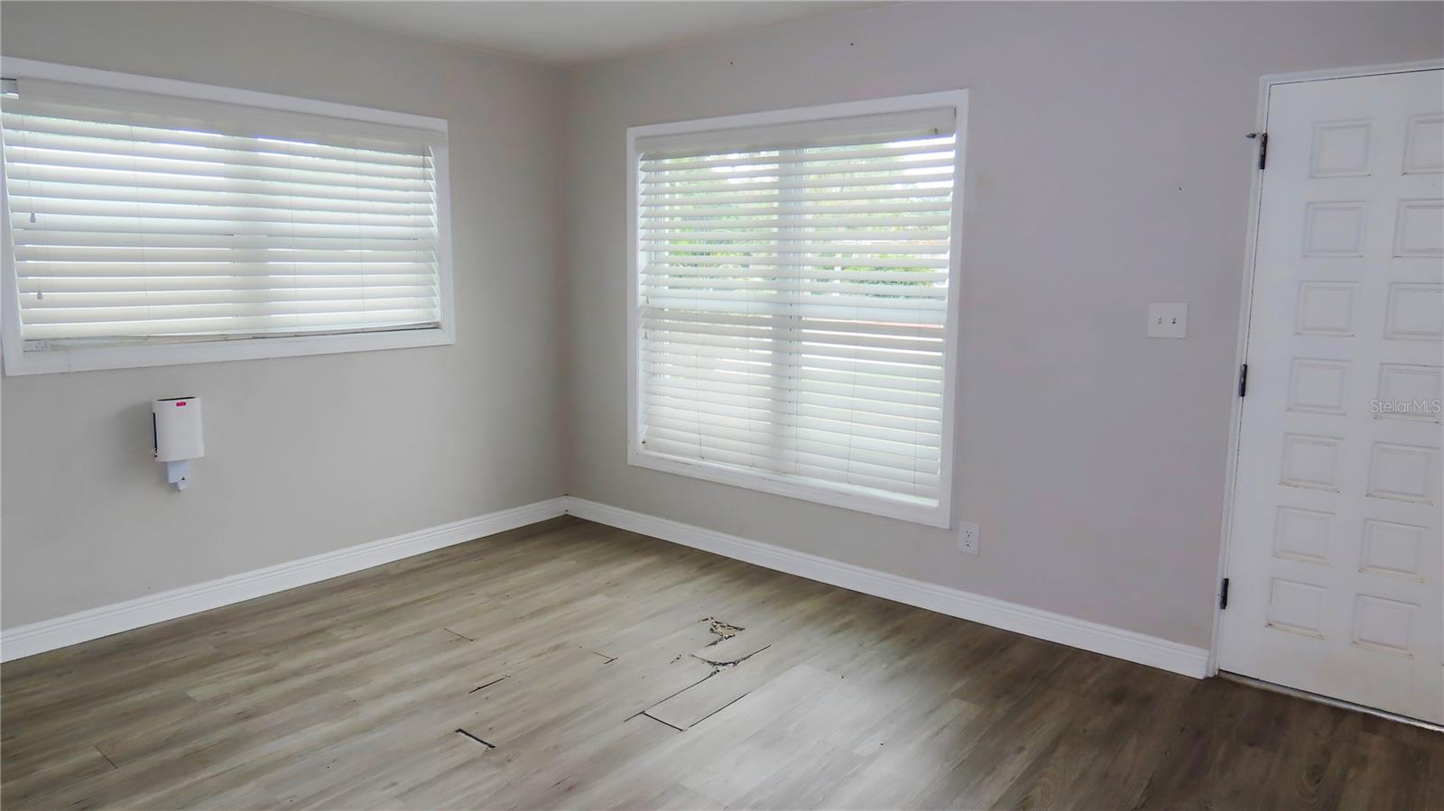 MILES PINES - Residential