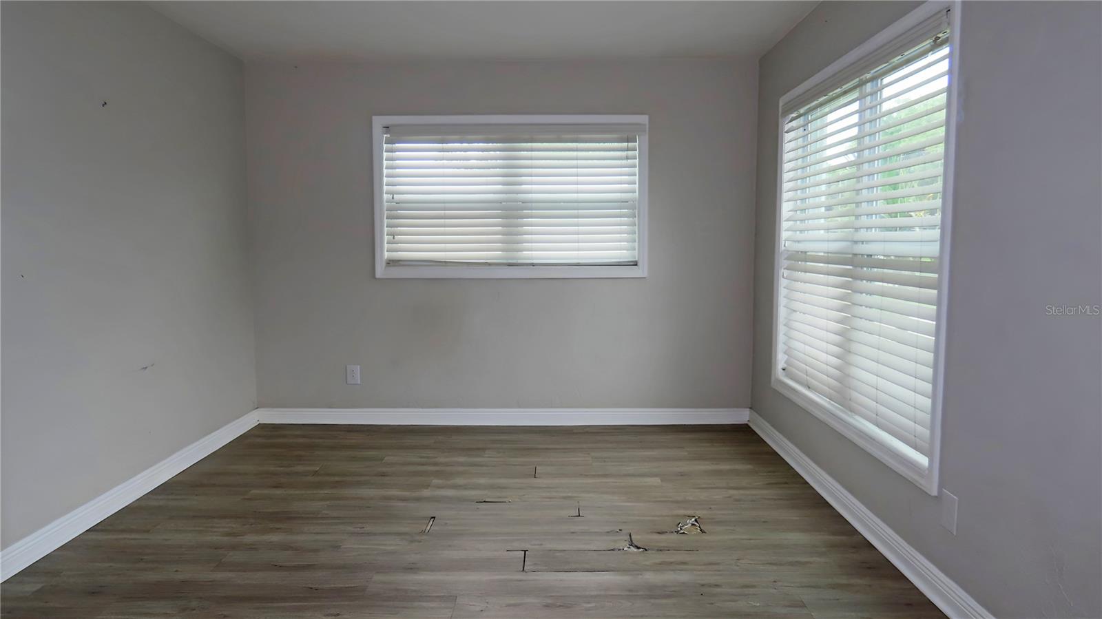 MILES PINES - Residential