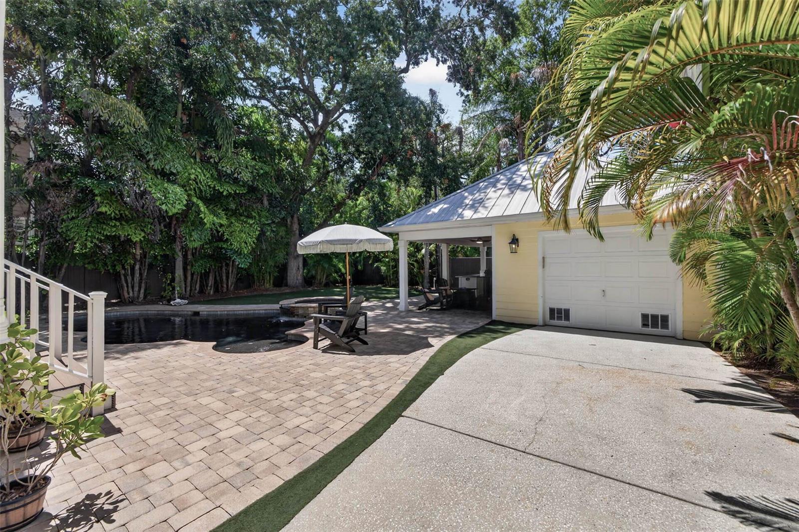 SUNSET PARK - Residential