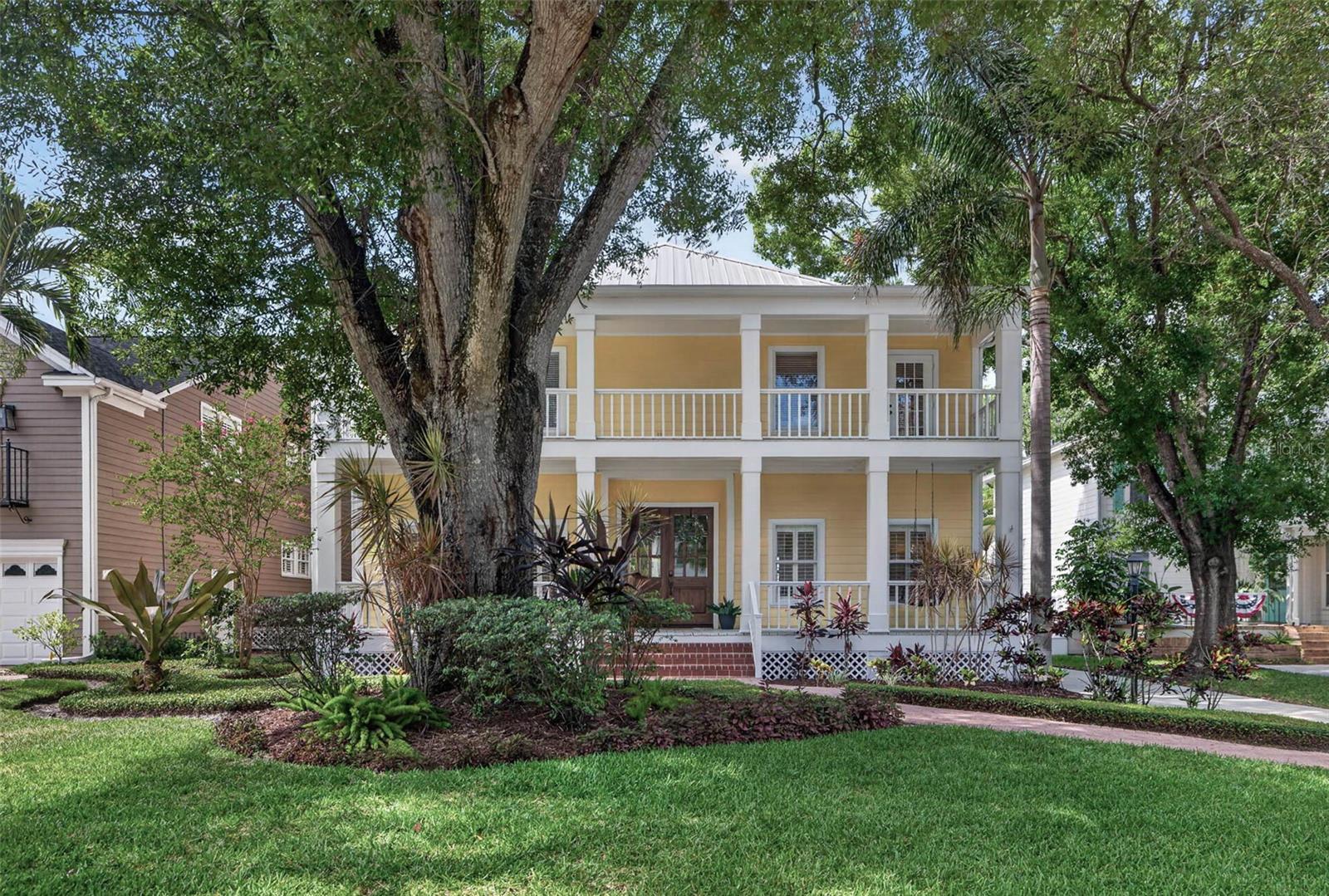 SUNSET PARK - Residential
