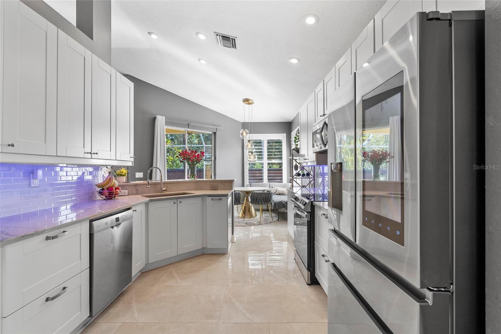WESTCHASE SEC 370 - Residential Lease