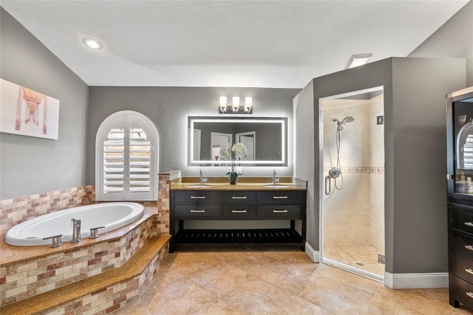 WESTCHASE SEC 370 - Residential Lease