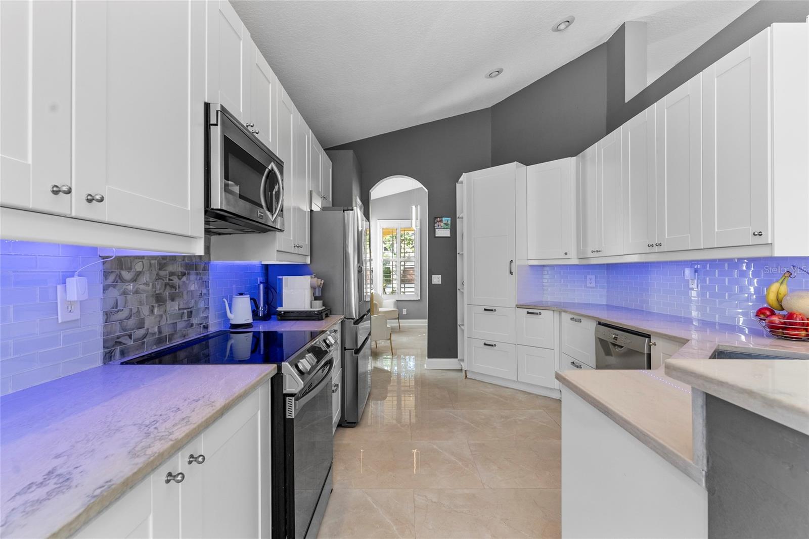 WESTCHASE SEC 370 - Residential Lease