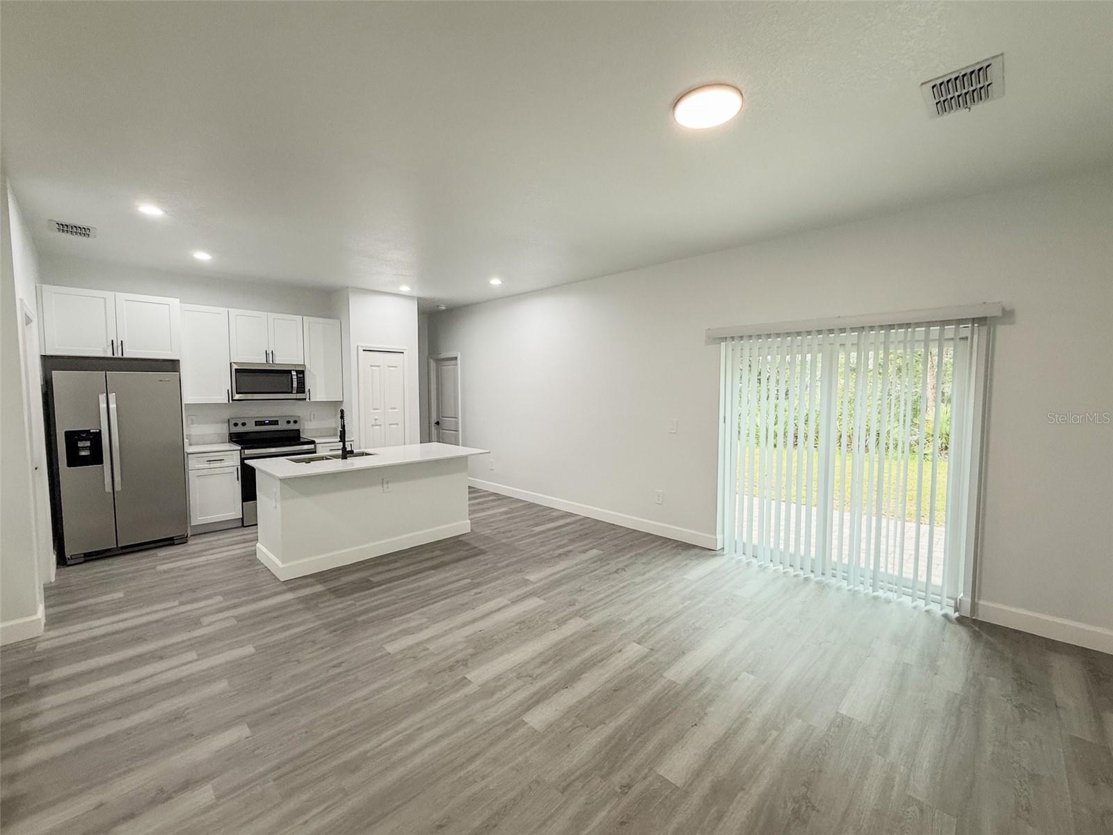 SEBRING COUNTRY ESTATE SEC 03 - Residential Lease