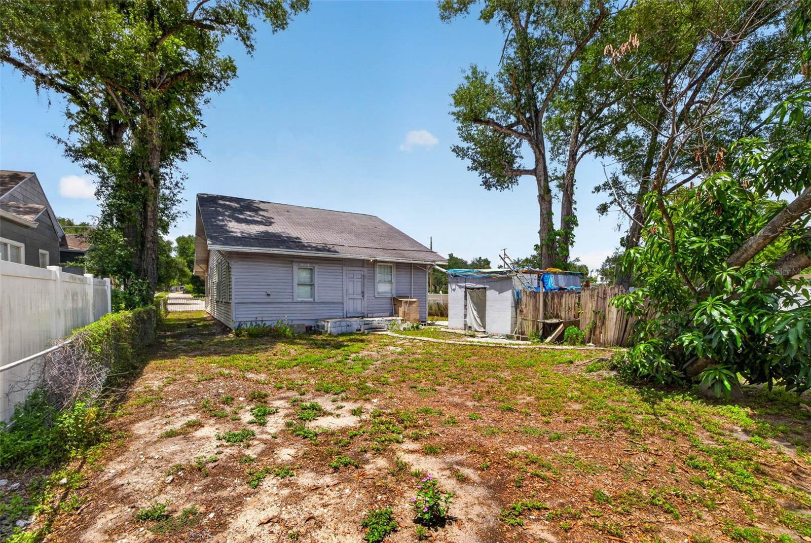 FLORIDA PLACE - Residential