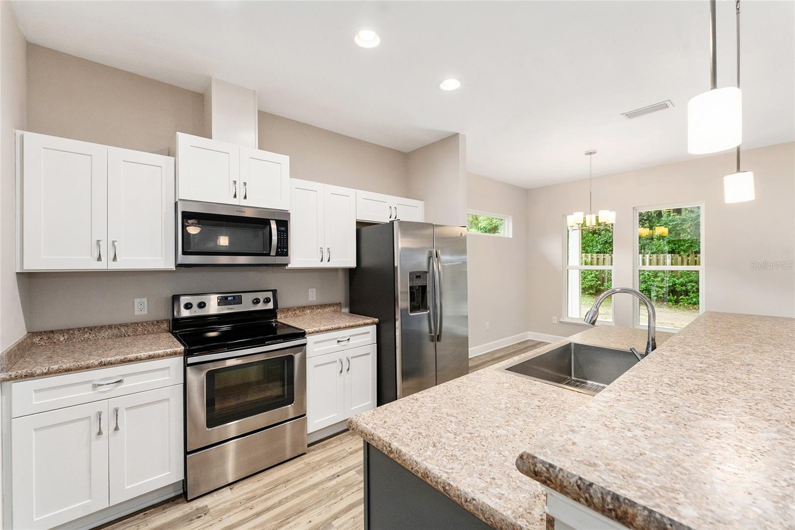 SAVANNAH STATION - Residential