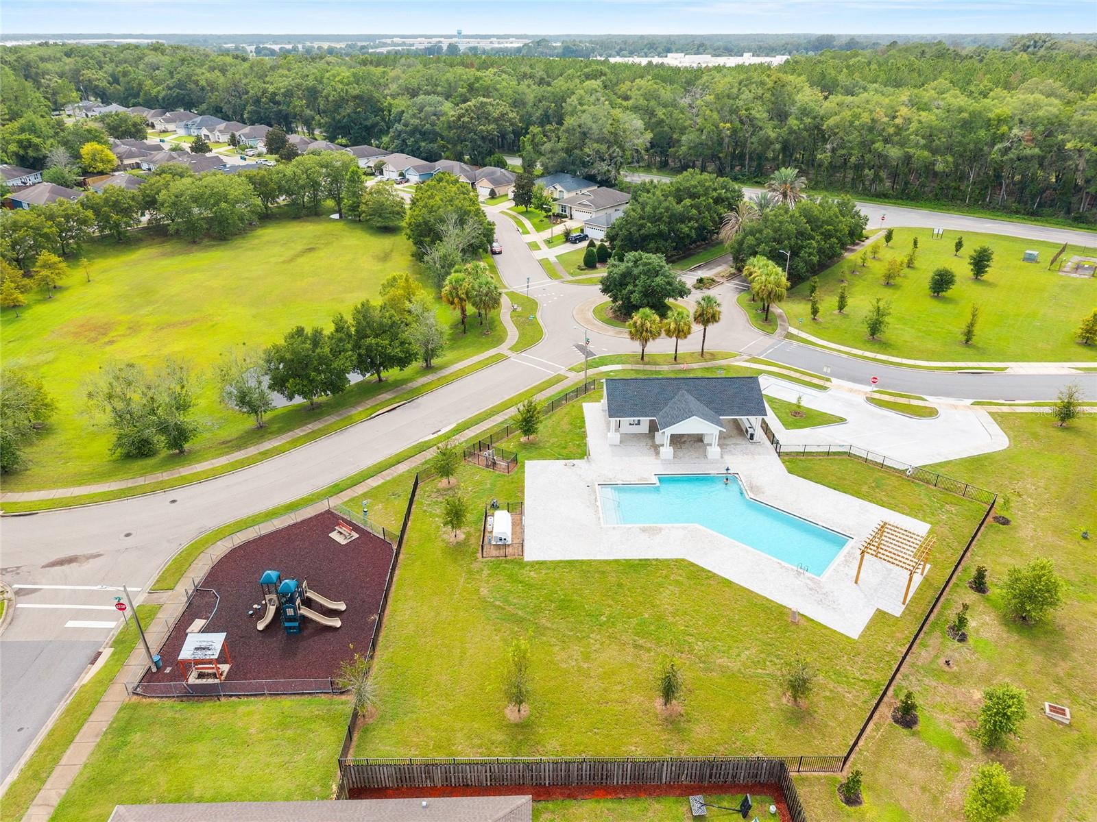 SAVANNAH STATION - Residential