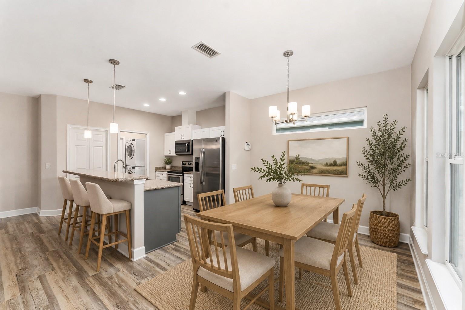 SAVANNAH STATION - Residential