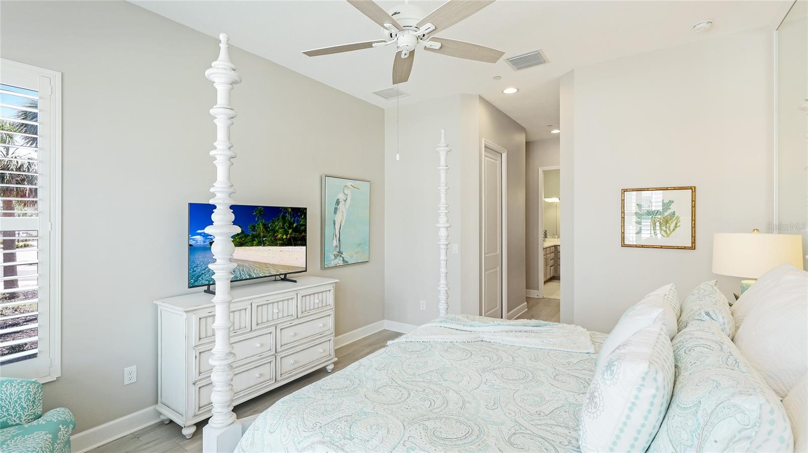 EDGEWATER WALK II ON HARBOUR IS 2,4,8-11 - Residential