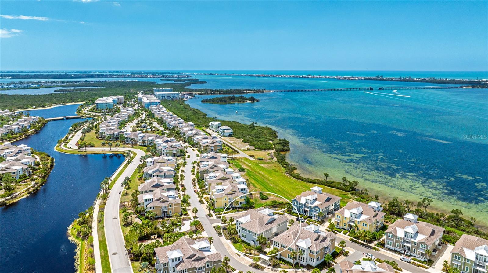 EDGEWATER WALK II ON HARBOUR IS 2,4,8-11 - Residential