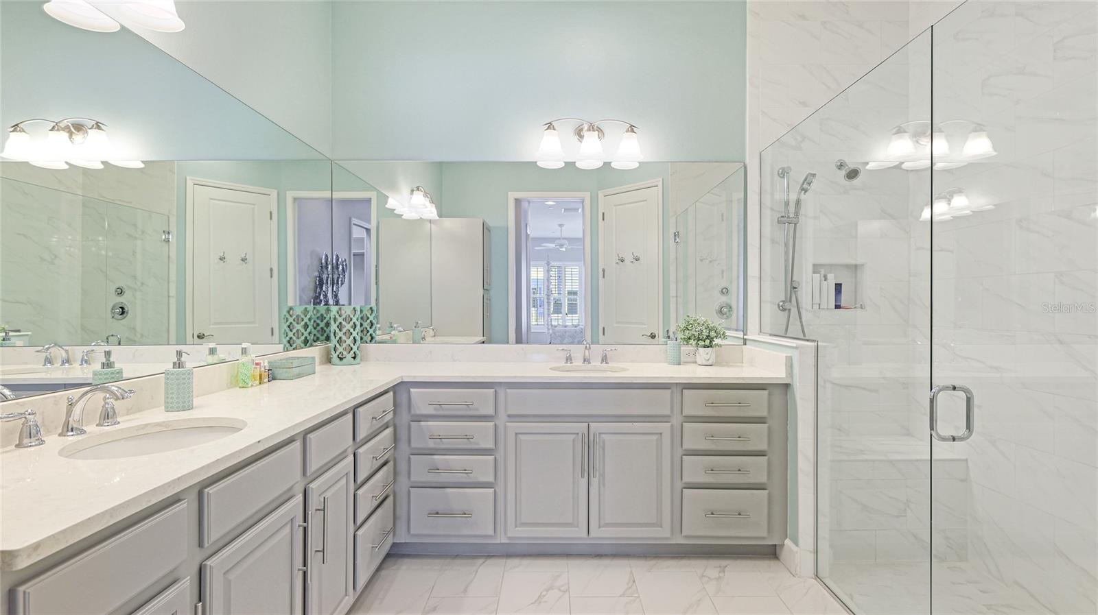 EDGEWATER WALK II ON HARBOUR IS 2,4,8-11 - Residential