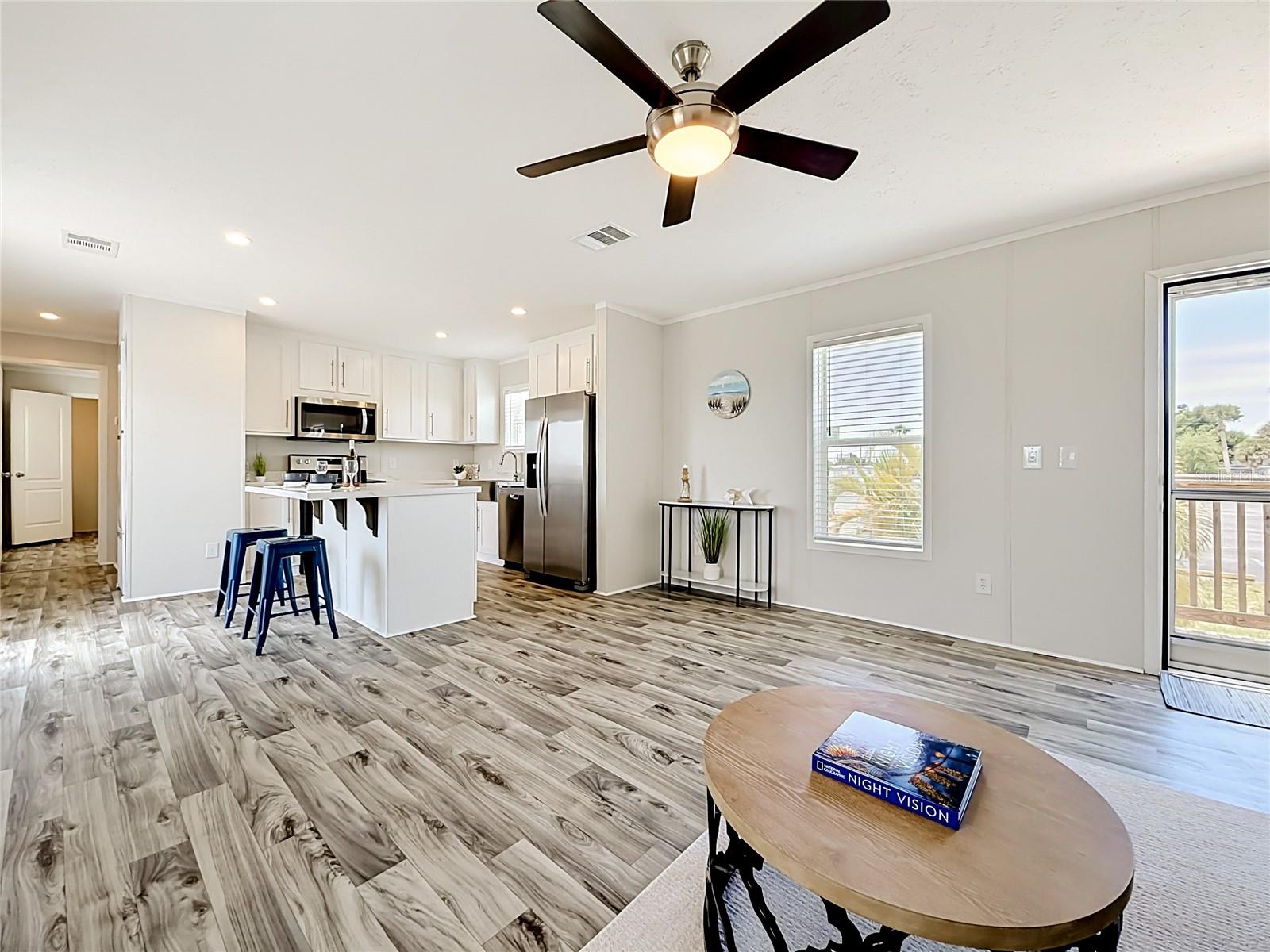 HOLIDAY MOB ESTATES 2ND ADD - Residential