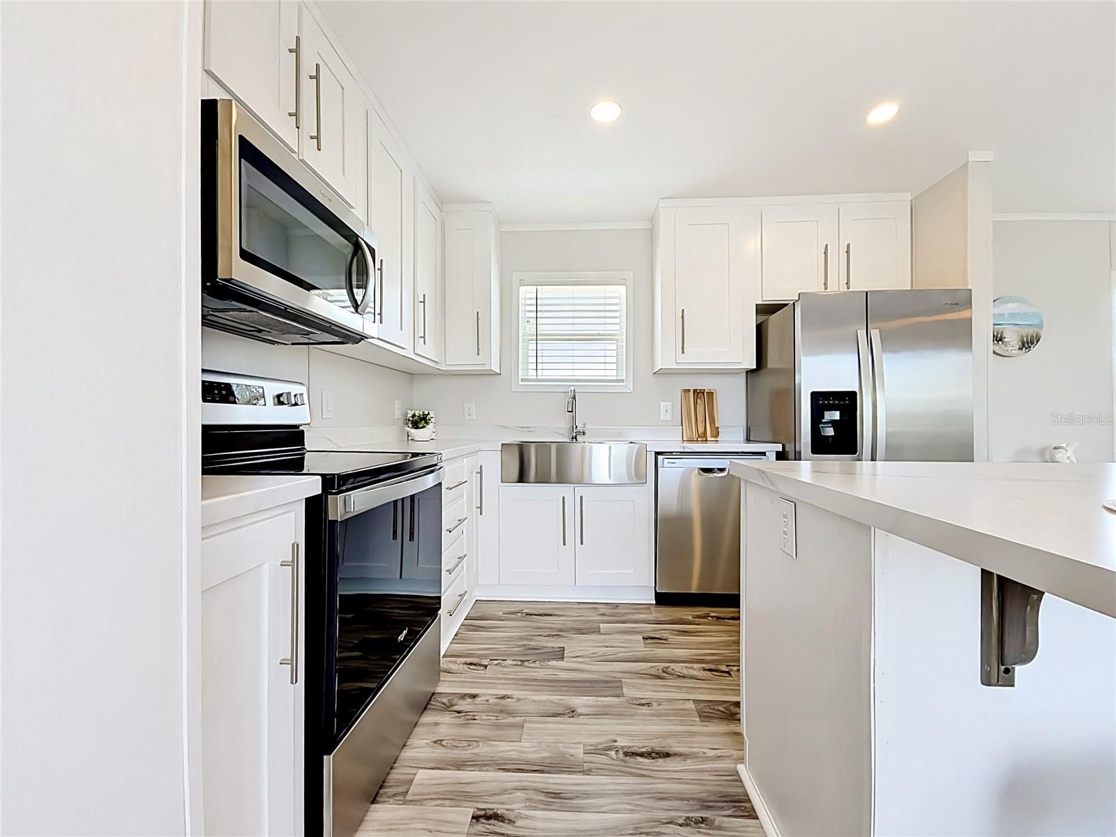 HOLIDAY MOB ESTATES 2ND ADD - Residential