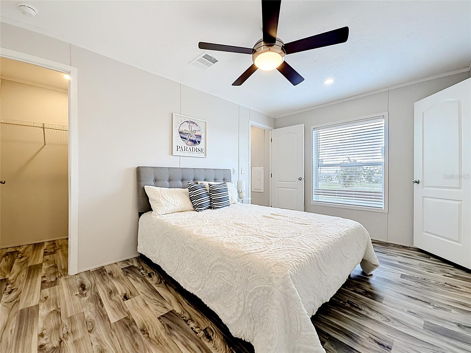 HOLIDAY MOB ESTATES 2ND ADD - Residential
