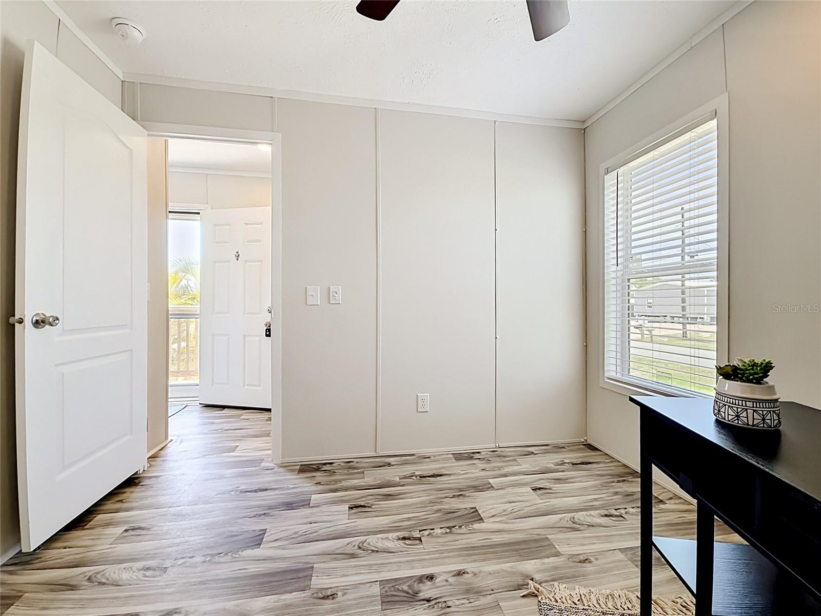 HOLIDAY MOB ESTATES 2ND ADD - Residential