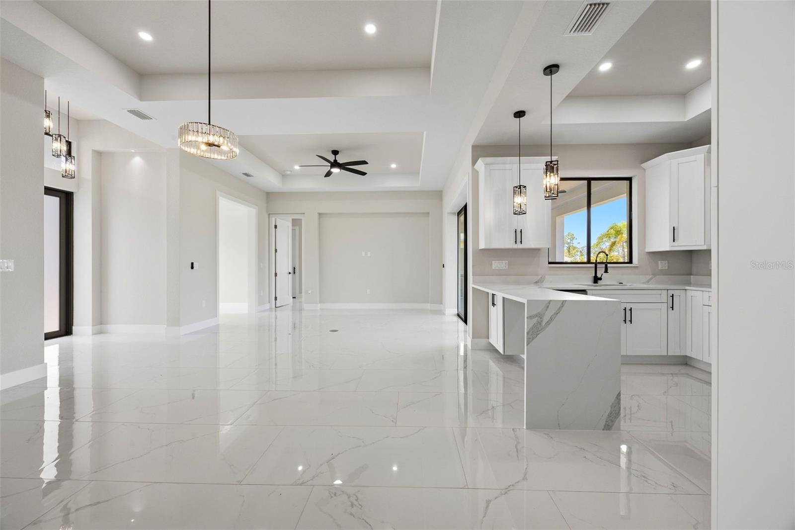 ROTONDA SANDS - Residential