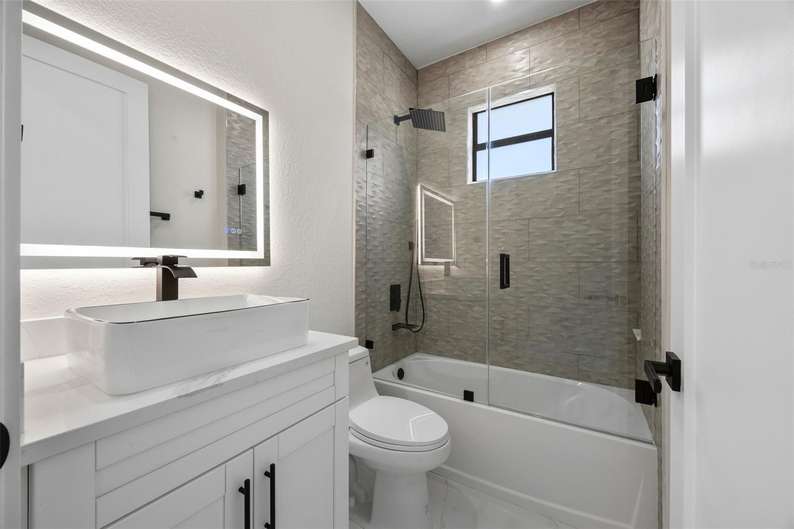 ROTONDA SANDS - Residential