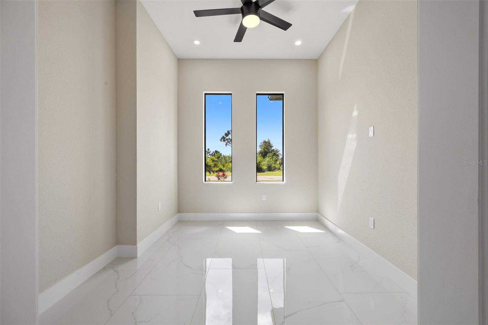ROTONDA SANDS - Residential