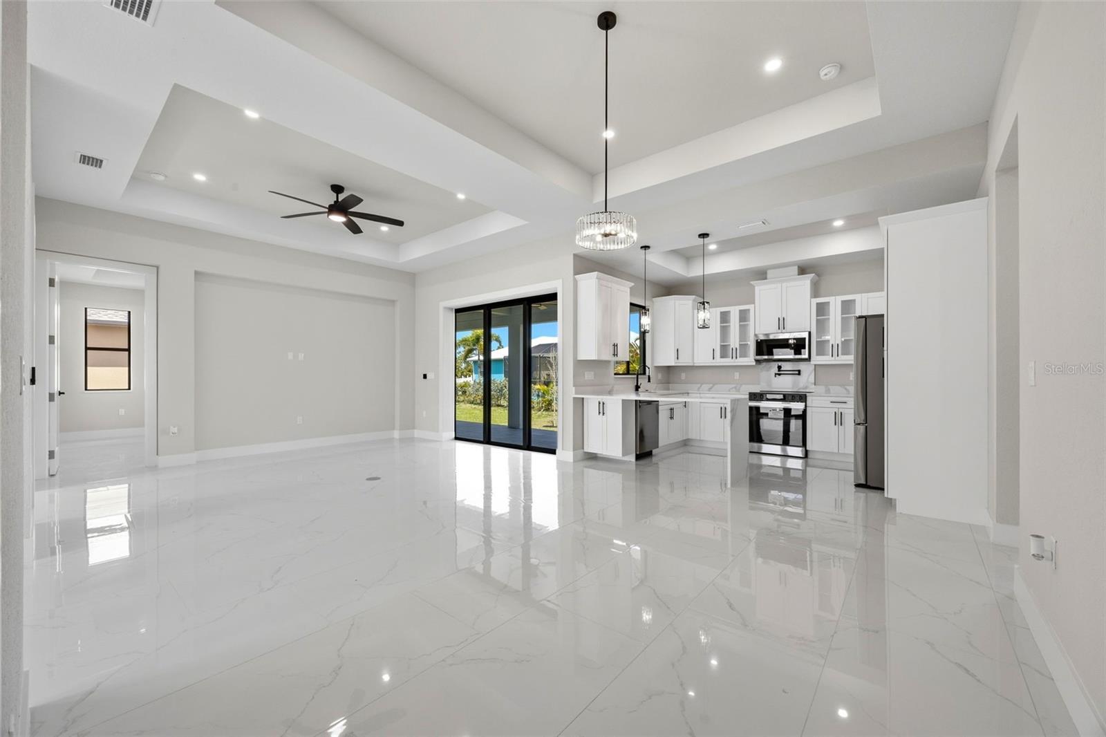 ROTONDA SANDS - Residential