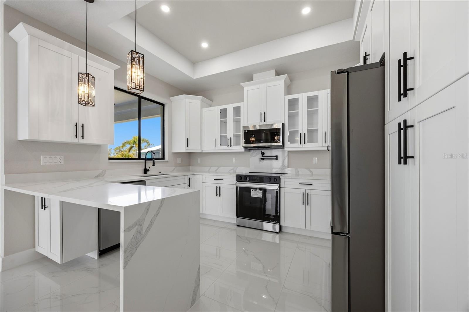 ROTONDA SANDS - Residential