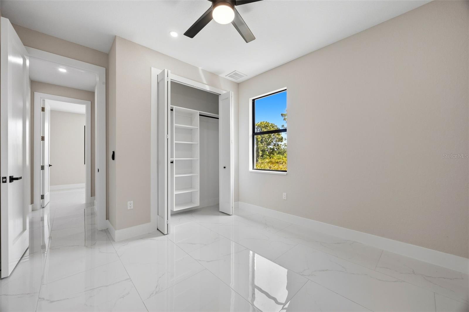 ROTONDA SANDS - Residential