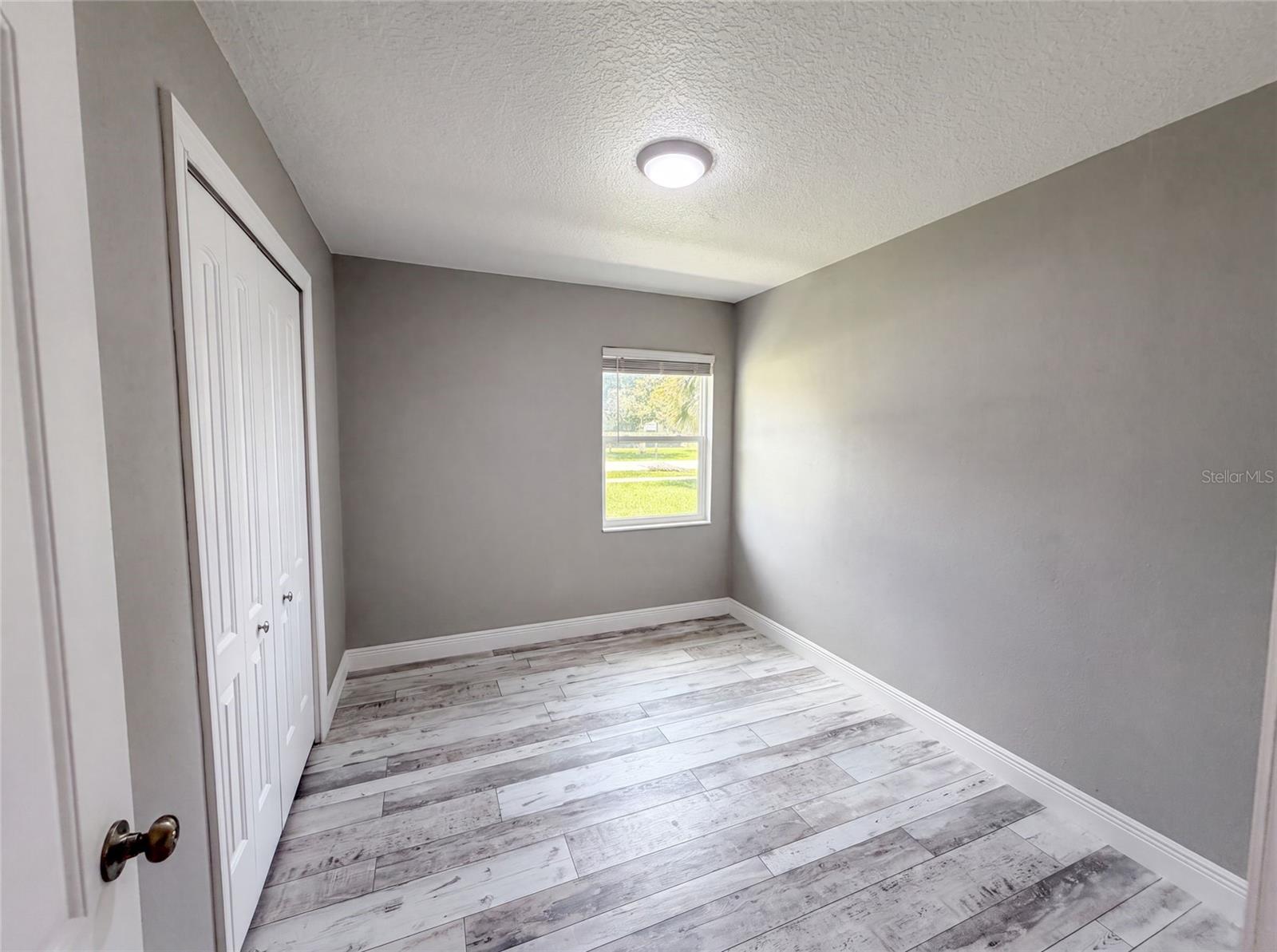 DELTONA LAKES UNIT 02 - Residential