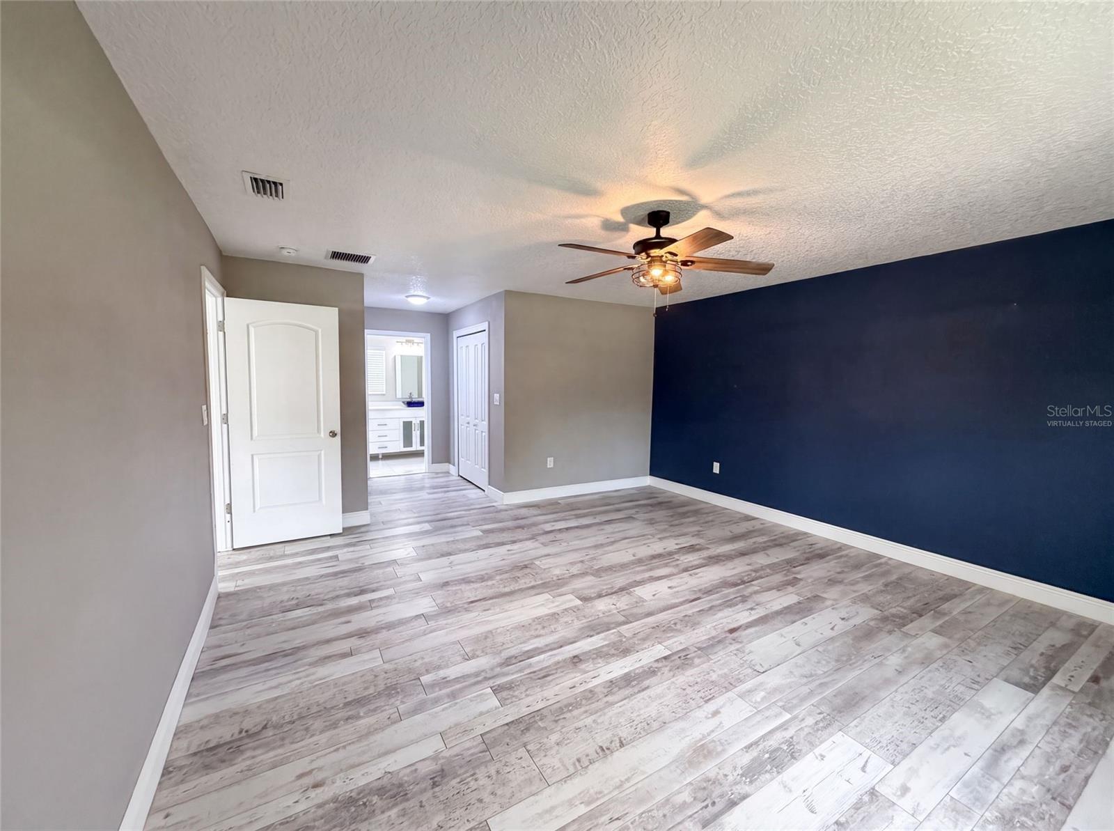DELTONA LAKES UNIT 02 - Residential