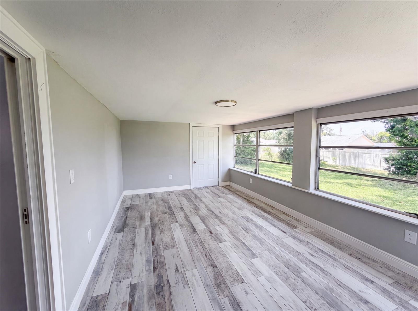 DELTONA LAKES UNIT 02 - Residential